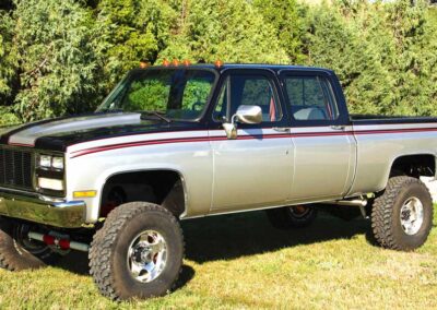 90s-pickup-restoration-custom-car-garage-buffalo-wy